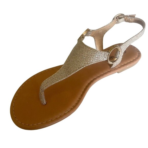 Top Moda Women's T-Strap Buckle Metallic O-Ring Accent Thong Champagne Flats - Picture 4 of 8